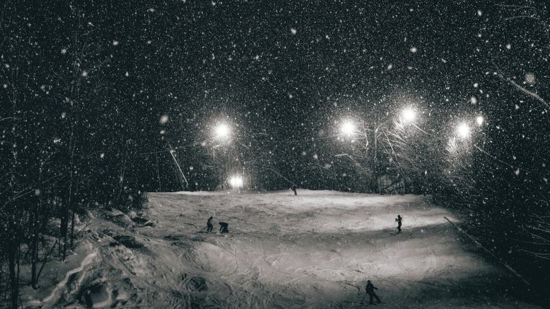 夢占い 雪が降る|雪の夢が示す意味と解釈