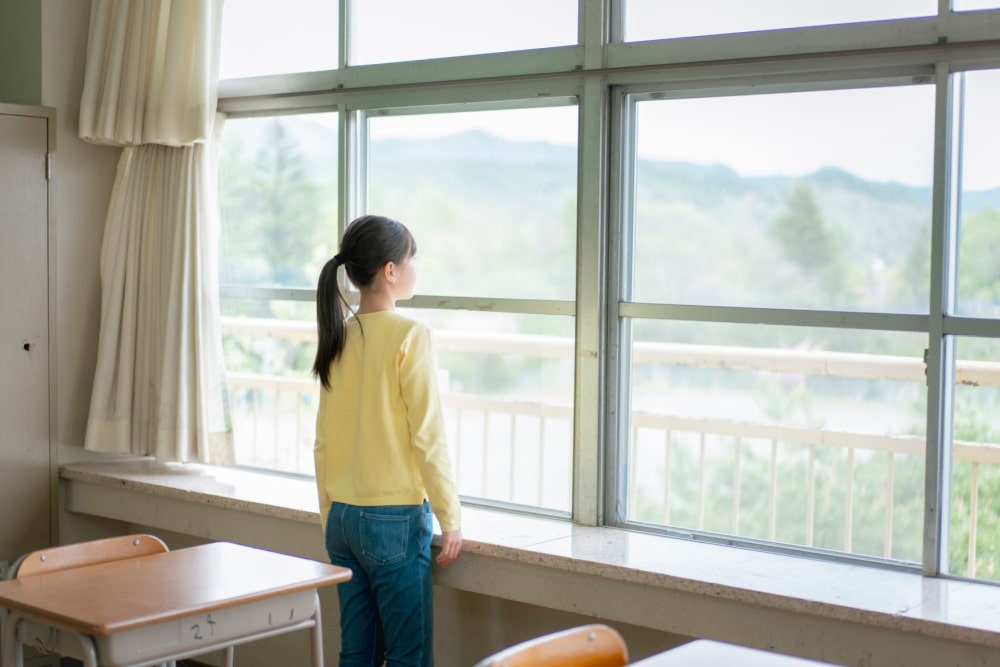 「眺める夢」の意味とは?夢占いでわかる深層心理と未来のサインを徹底解説