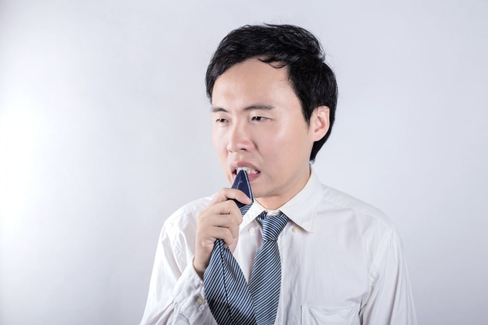 羨む夢が示すあなたの本心とは？夢占いで読み解く嫉妬・願望・未来のサイン