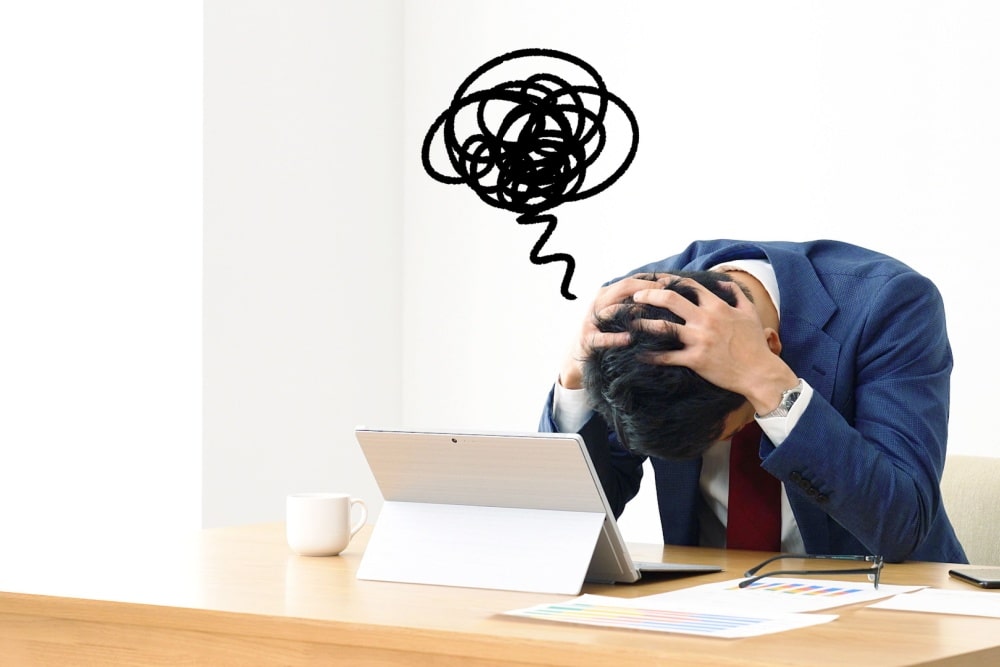 【夢占い】失敗する夢を見る心理的な意味は？状況別の解釈と心理学から学ぶ対処法を解説