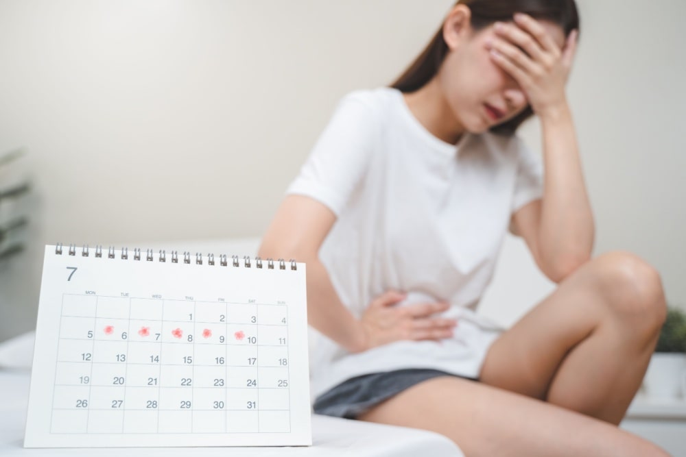 【夢占い】生理の夢が伝える5つの深層メッセージ|血の色・状況・妊娠との関係も解説
